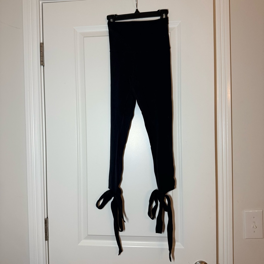 Lululemon Athletica Black Leggings with Ankle Tie